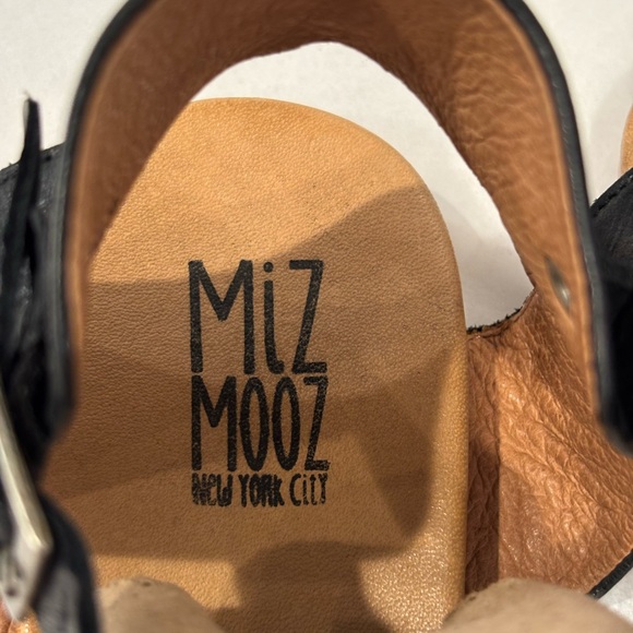 Miz Mooz Black Leather Crisscross Strap Sandals Made in Portugal - Picture 3 of 8